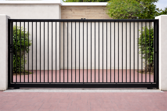 Portail acier coulissant – Atelier